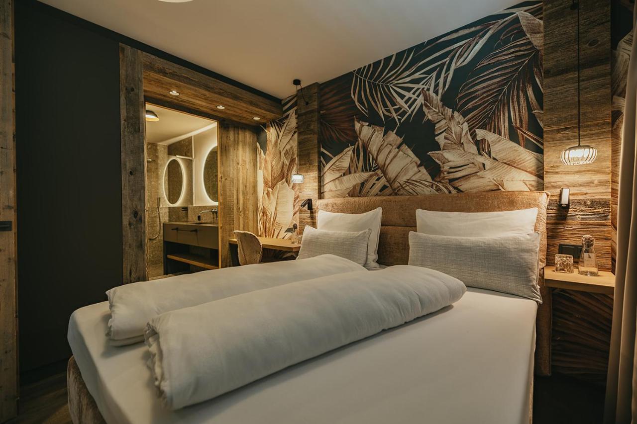Black Eagle Luxury Apartahotel *