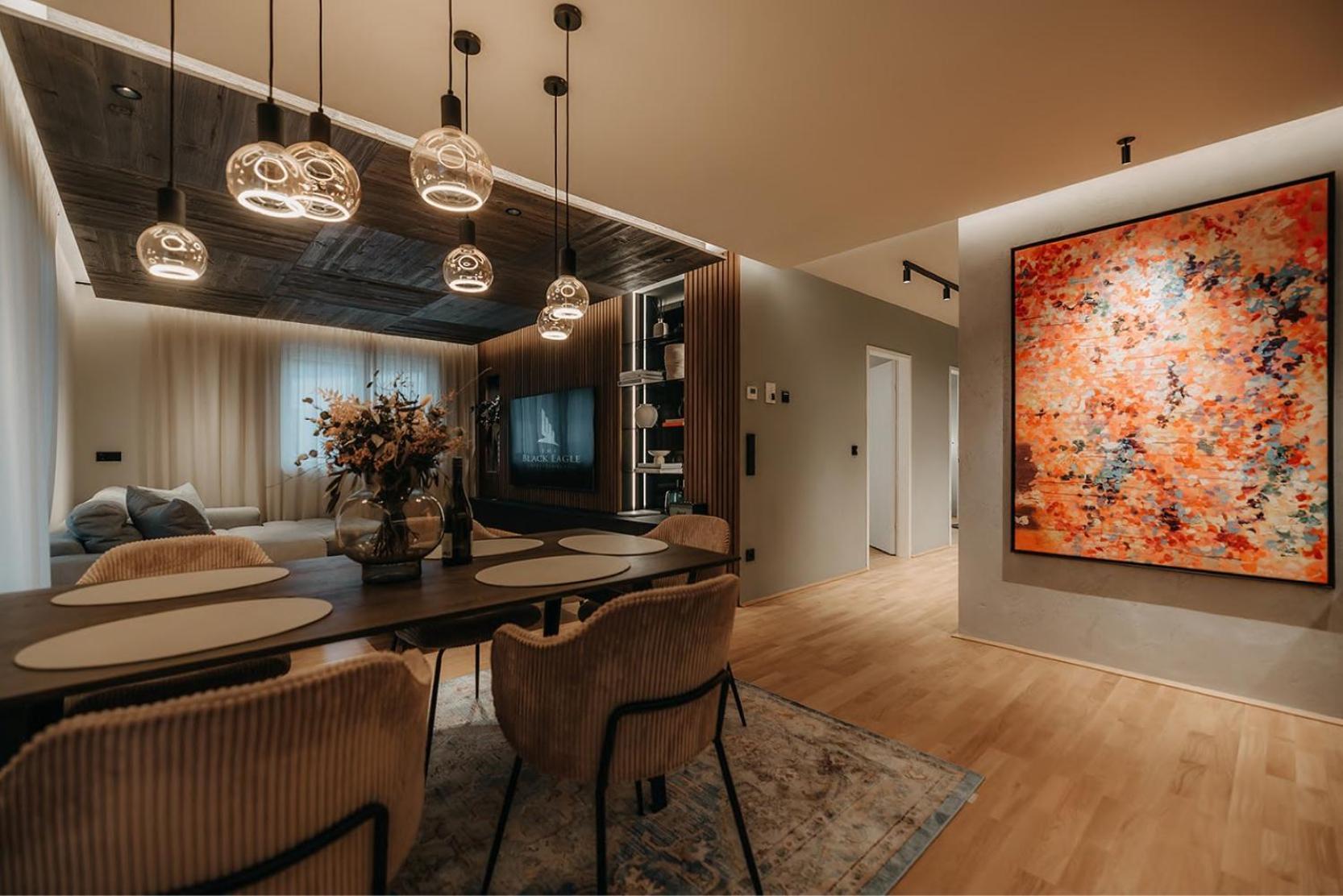 Black Eagle Luxury Apartahotel