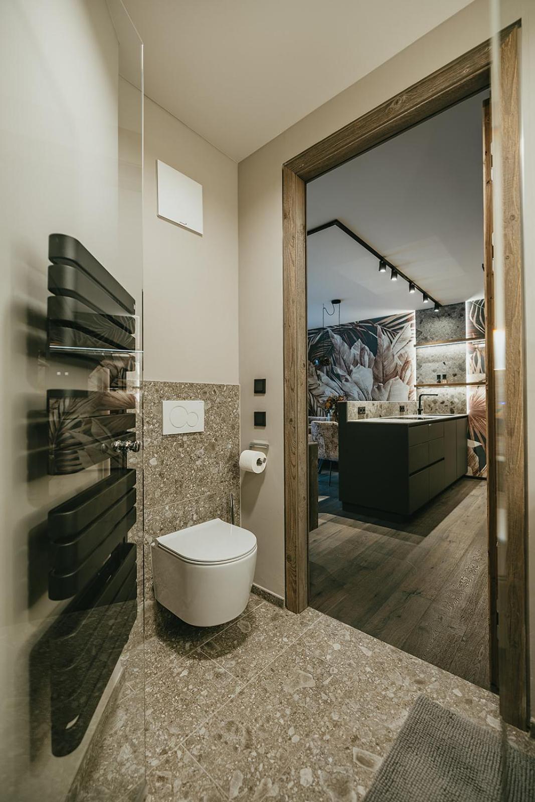 Appart hôtel Black Eagle Luxury *
